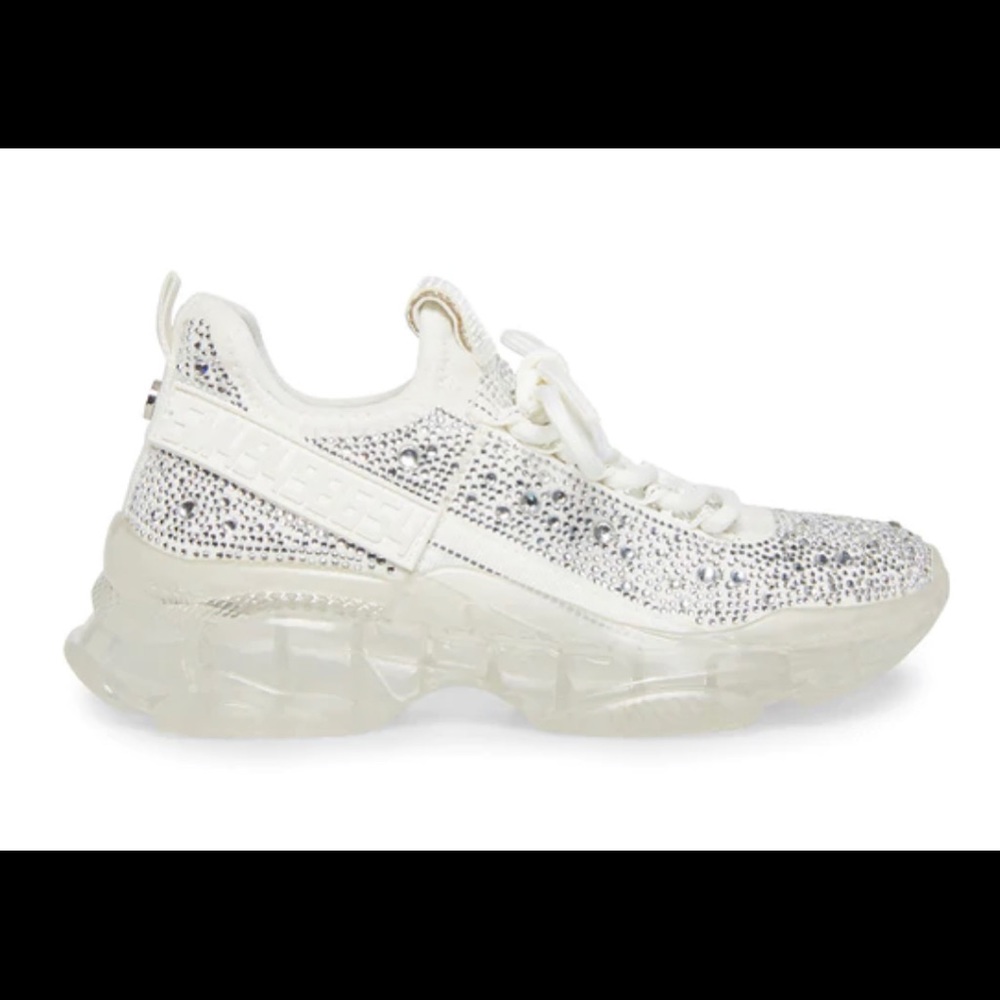 Steve Madden 6.5 white rhinestone maxima gently used